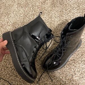 black leather boots very stylish, worn twice
